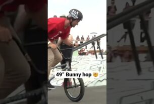 Imagem de destaque para: 49 polegadas de BUNNY HOP INSANO!!