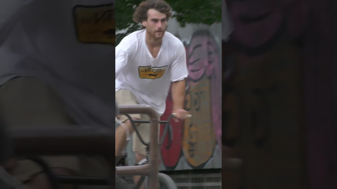 Imagem de destaque para: SMELKO - LOOSE CHANGE