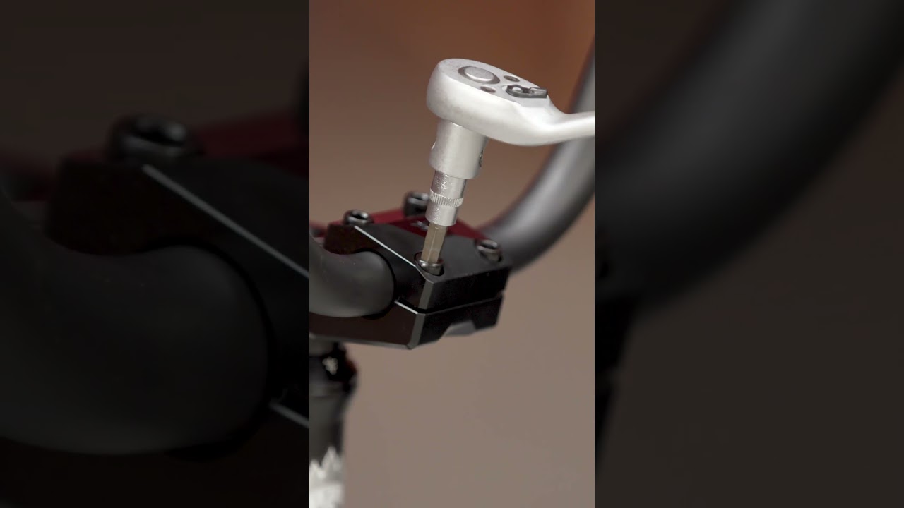 Imagem de destaque para: Fly - Sierra bike assembly at Fly's warehouse #flybikes #bmx #bikes